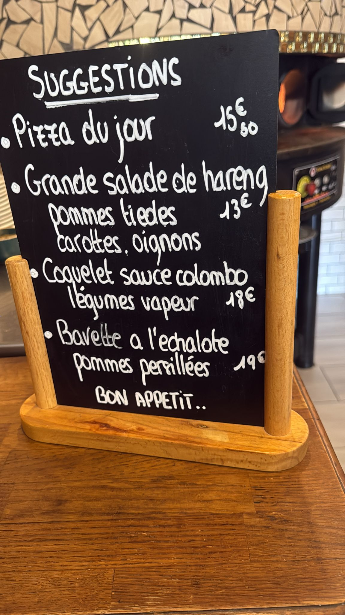 Ardoise du restaurant Le Rendez-Vous — menu de la semaine